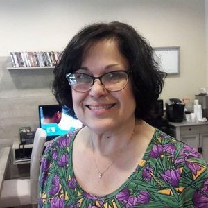 Meet your Posher, Esther